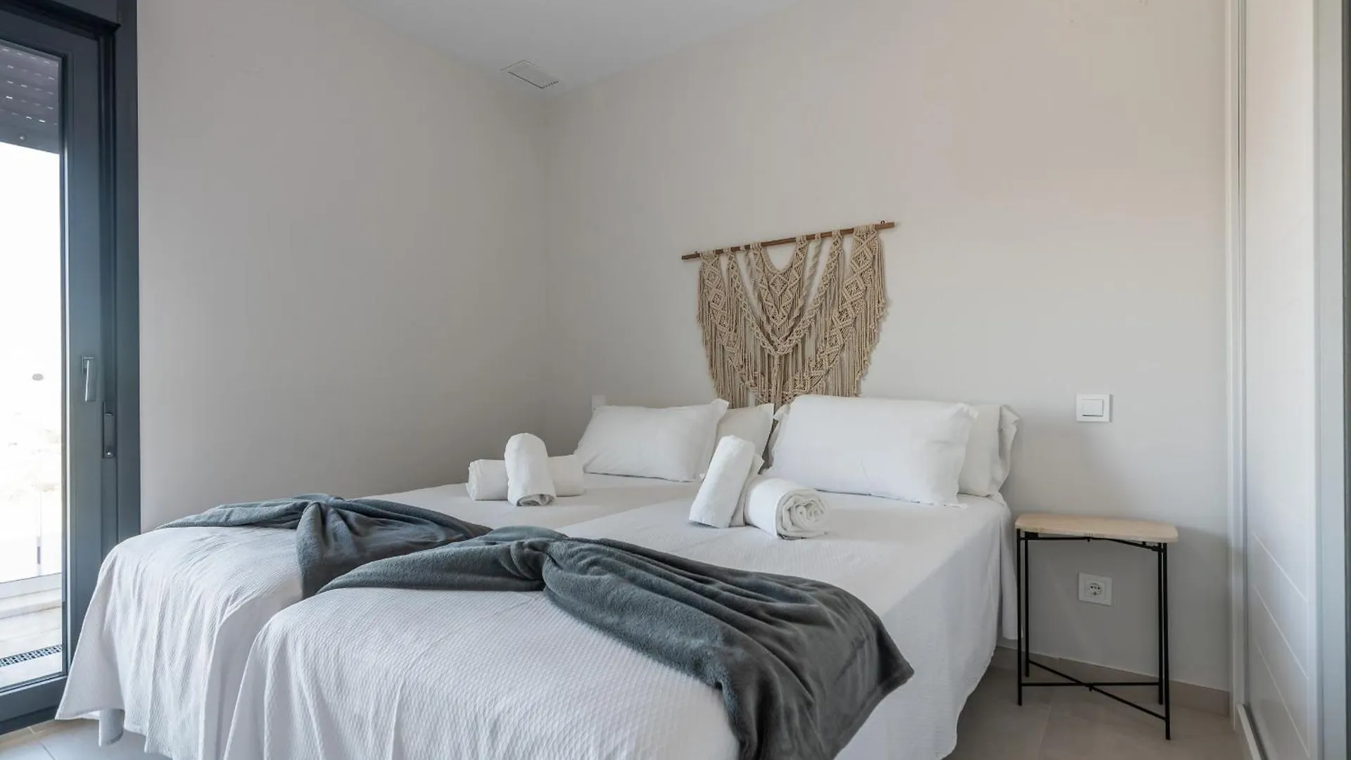 Apartamento Los Flamencos Atico By H - Playa De Los Haraganes Hlhf5501P69 Isla Canela